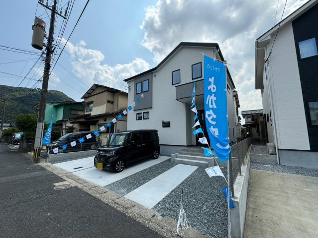 ーBloomーブルームー小倉南区徳吉東5丁目2期　【小倉南区　新築戸建て】の前面道路含む現地写真|車通りも少なく、お子様とのお散歩も安心してできる閑静な住宅地　【小倉南区　新築戸建て】