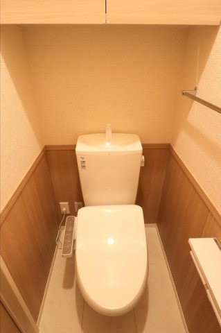 【トイレ】 | Ｄ－ＲＯＯＭ清水新居Ⅰ