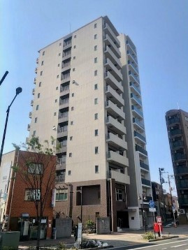 【外観】 | アイルズ東中野 | 鉄骨鉄筋コンクリート造のがっちりとした建物。