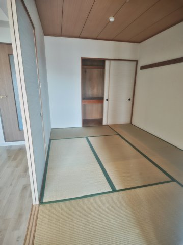 SUNLIFEマンションの和室