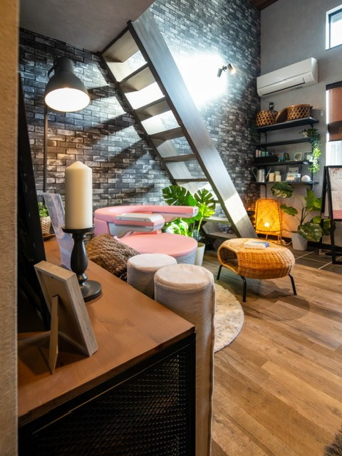 ESPRESSO新清須の居間・リビング|モデルルームのため、家具は付いておりません。