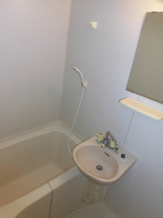 グリーンテラス都北の浴室|2－Ｃ 浴室