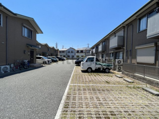 【駐車場】
