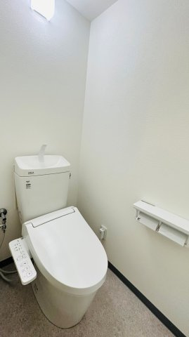 サンハイツ逆瀬川B棟のトイレ|トイレ