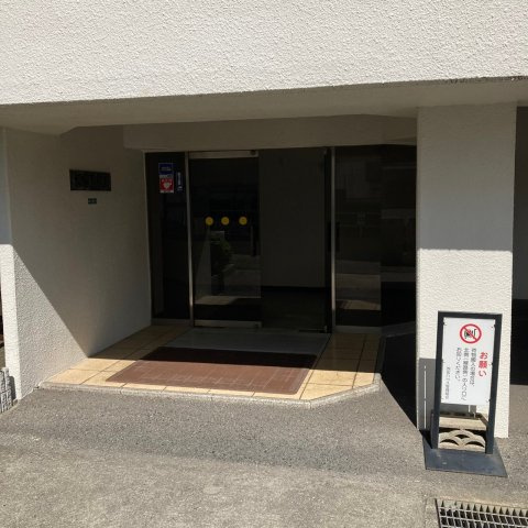 西宮ハウスのエントランス|エントランス