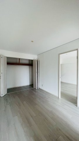 日興宝塚南口スカイマンションの子供部屋|洋室