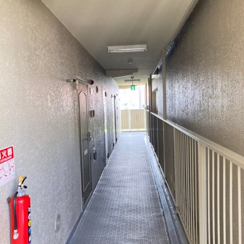 日興宝塚南口スカイマンションのその他共用部分|廊下