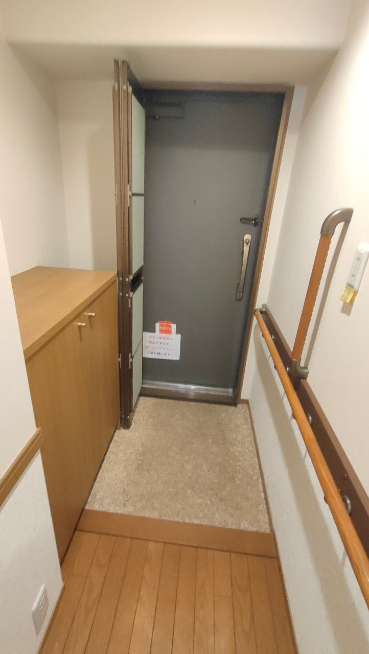 ラ・ビスタ宝塚エスティオ２番館の玄関|玄関