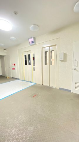 逆瀬川グリーンハイツＤ棟のその他共用部分|エレベーター