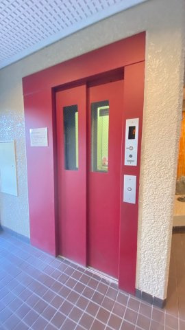 南ひばりガ丘コーポラスのその他共用部分|エレベーター