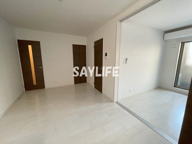 gloria hanatenⅡの居間・リビング