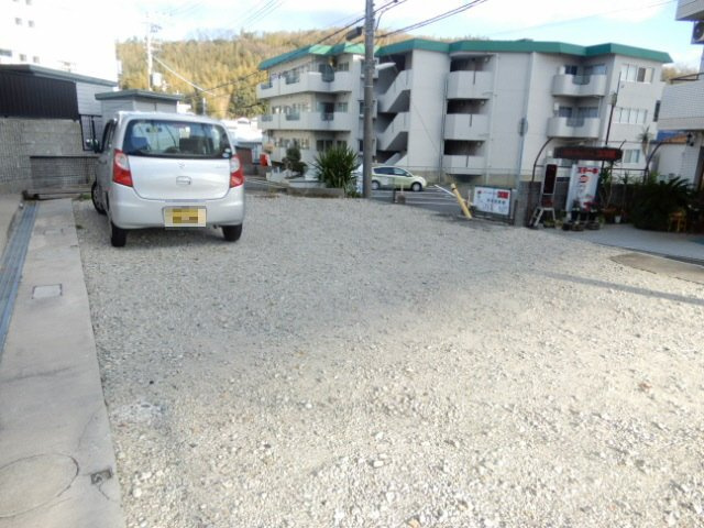 アンピエスぜんの駐車場