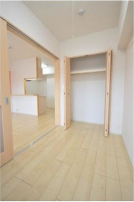 【収納】 | ラーナ福岡東 | 別号室の写真になります。現況優先。