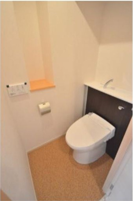 【トイレ】 | ラーナ福岡東 | 別号室の写真になります。現況優先。