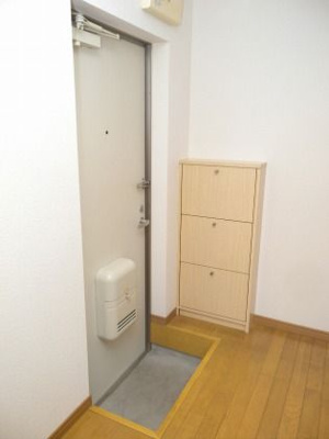 【玄関】 | エクセル博多東 | 別号室の写真になります。現況優先。