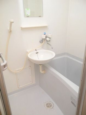 【洗面所】 | エクセル博多東 | 別号室の写真になります。現況優先。