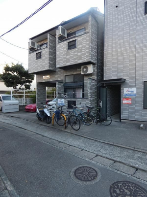 【エントランス】 | エクセル博多東