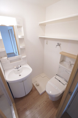 【トイレ】 | エステート・モア・大手門 | 別号室の写真になります。現況優先。