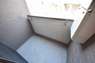 【バルコニー】 | CB城南レガーロ | 別号室の写真になります。現況優先。
