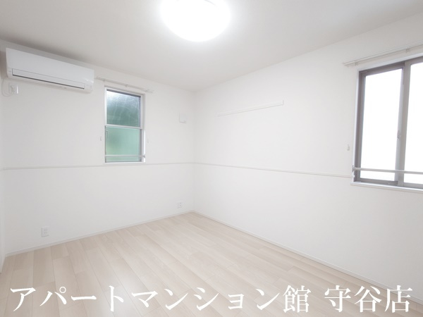 フレッサの寝室