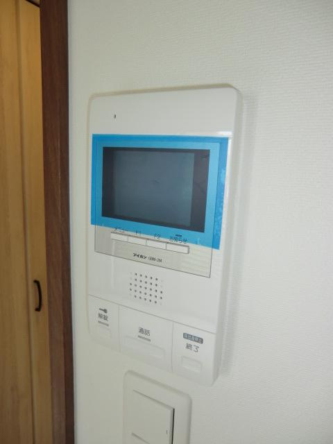 大阪市淀川区十三東２丁目の賃貸マンションのセキュリティ|モニターフォン