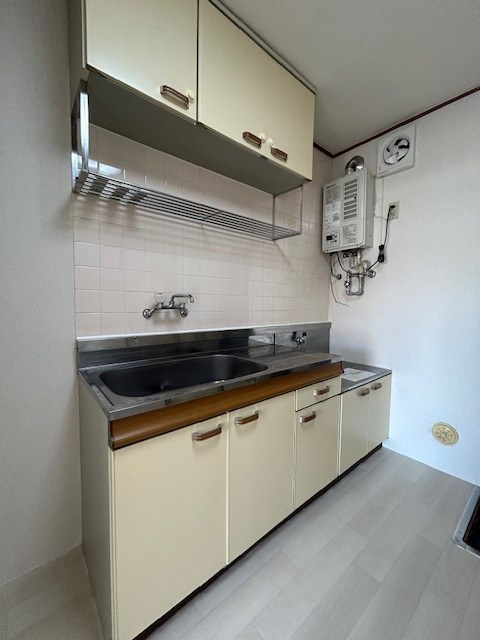 クリエール本山のキッチン