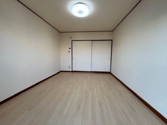 クリエール本山の寝室