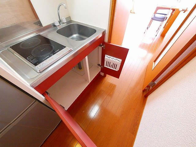 レオパレスプレミールのキッチン|きれいなキッチンです