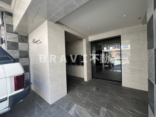 ヴァンクール城東のエントランス