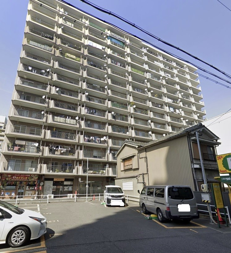 サンベアーマンション金山の外観