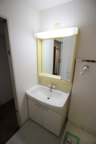 CH.158 RESIDENCE NAKANOSHIMAの独立洗面台
