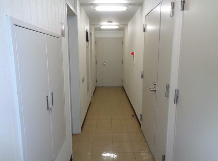 竹園サンヨービルの内装