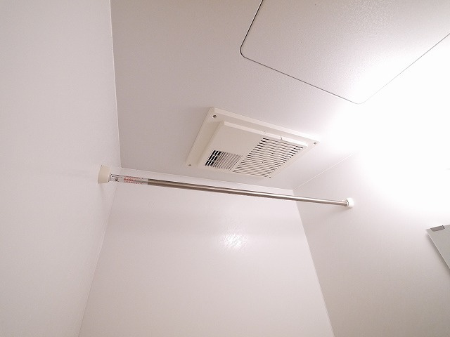 レオパレスＫＩＺＵＧＡＷＡの設備|浴室乾燥です