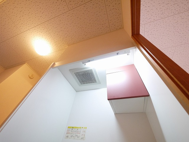 レオパレスＫＩＺＵＧＡＷＡのキッチン|キッチンでお料理をお楽しみください