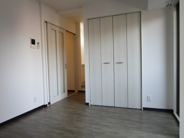 大阪市淀川区十三元今里２丁目の賃貸マンションの洋室