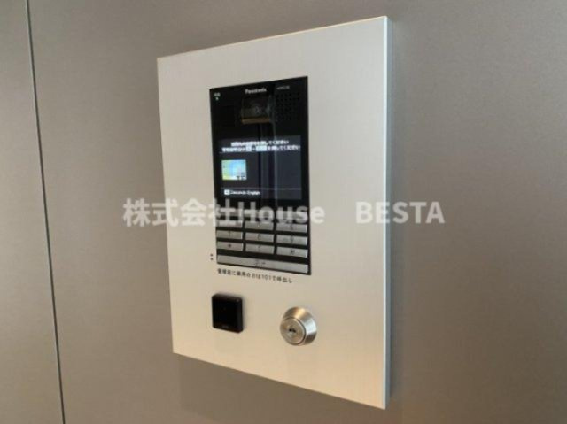 プラネソシエ神戸元町のエントランス