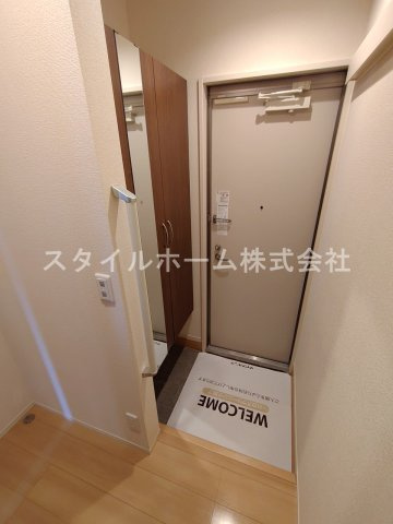 ソレーユ野路の玄関|別部屋写真です。