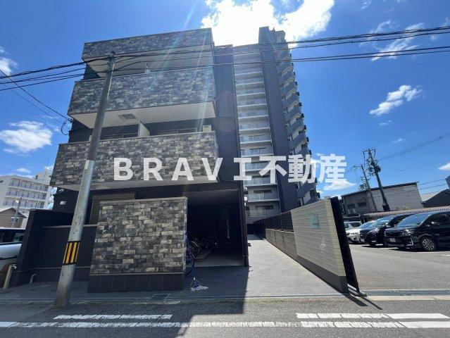 REVITA　KYOBASHI（レヴィータ京橋）