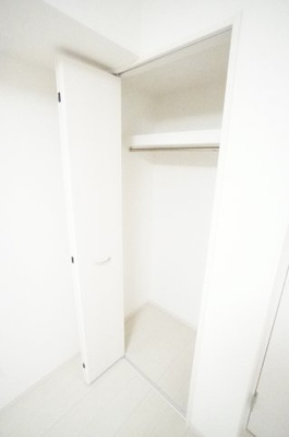 【収納】 | グレイス千葉公園 | ※同物件・反転タイプの写真です。
