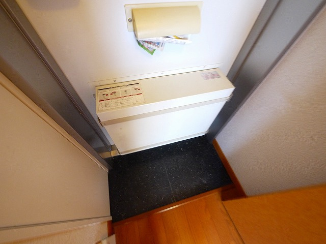 レオパレスエスペランサの玄関|きれいな玄関です