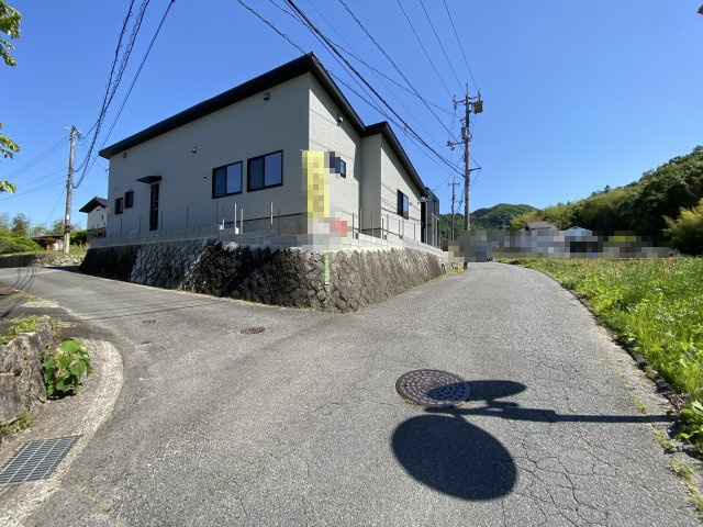 新築戸建　相田6丁目（No.Ｂ／No.Ｂ）の前面道路含む現地写真