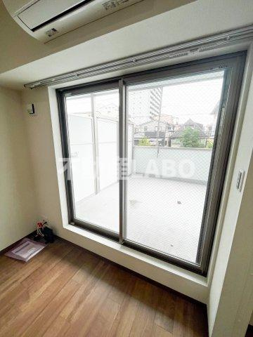 ユニッソン朝潮橋のバルコニー