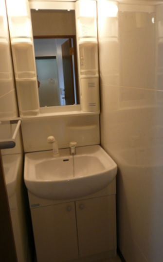 大学生協指定学生会館　グラン・シャリオ村上の洗面所