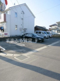 【駐車場】