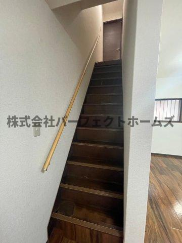 クラルテ田井西の内装|明るい室内です