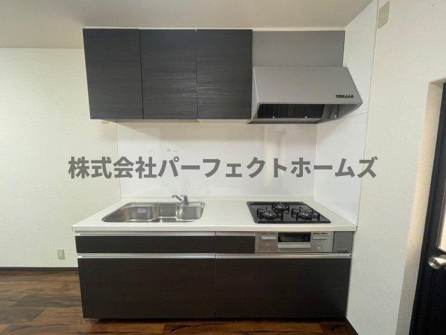 クラルテ田井西のキッチン|コンパクトなキッチンで掃除もラクラク