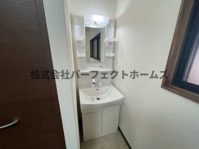 クラルテ田井西の洗面所|忙しい朝には欠かせない洗面所です
