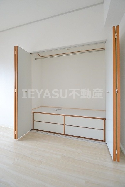 ヴェルマーレ中広の収納|別号室の写真になります