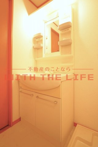 エミネンス津福【キャッシュバック対象】の独立洗面台|独立洗面台、朝の身支度には欠かせません