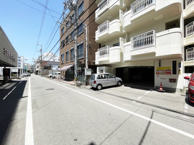 徳島市中通町２丁目の一棟マンションの周辺